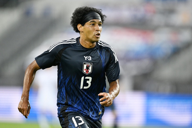 极速电竞比分网-3场5球，30岁日本混血前锋杰梅恩-良当选本次东亚杯MVP&amp;金靴